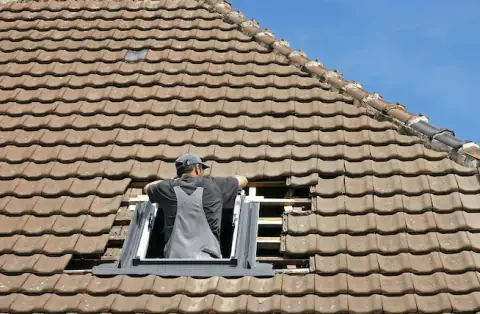 Pose de velux - Lissac-et-Mouret